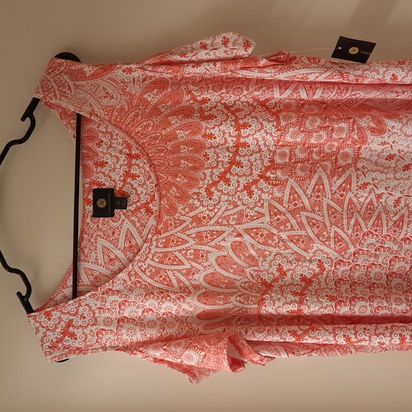 NWT, JM Collection Starfish Combo Cold Shoulder Top - Picture 2 of 10